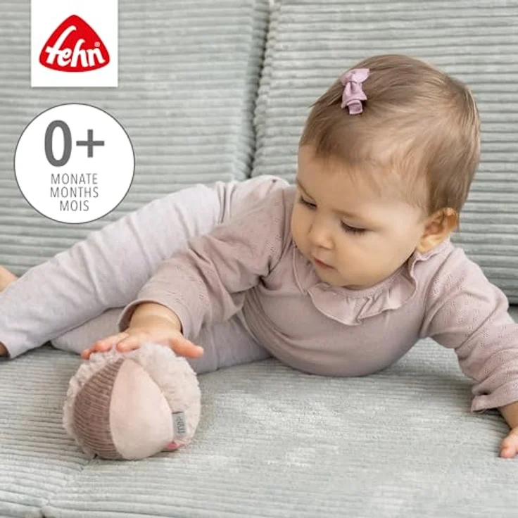 Fehn Rasselball Flamingo, Greif-Spielball mit Materialmix & Rassel, fördert motorische Fähigkeiten, ca. ø 9 cm, für Babys ab 0 Monaten – Bild 3