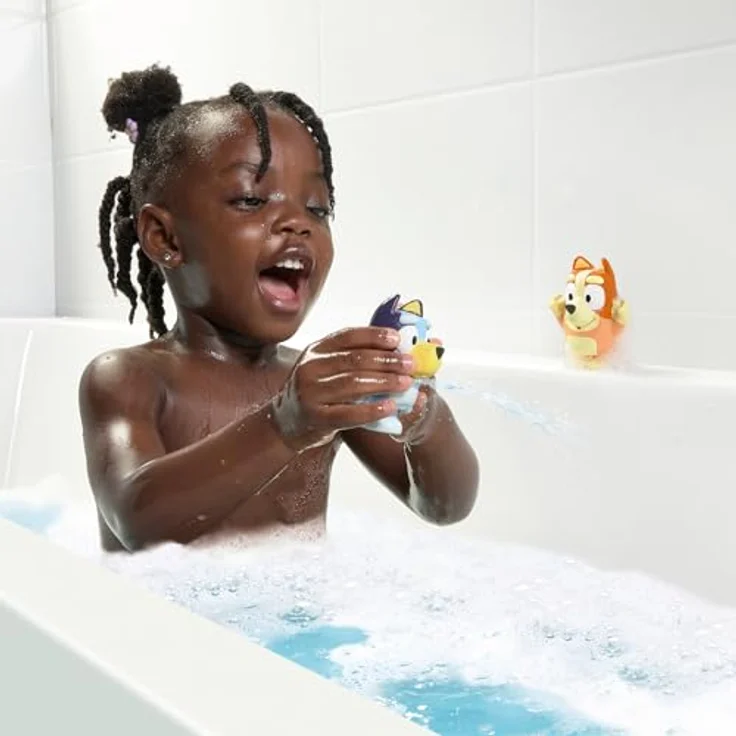 Toomies Bluey Squirters, Badewannenspielzeuge im 2er Set – Bild 4