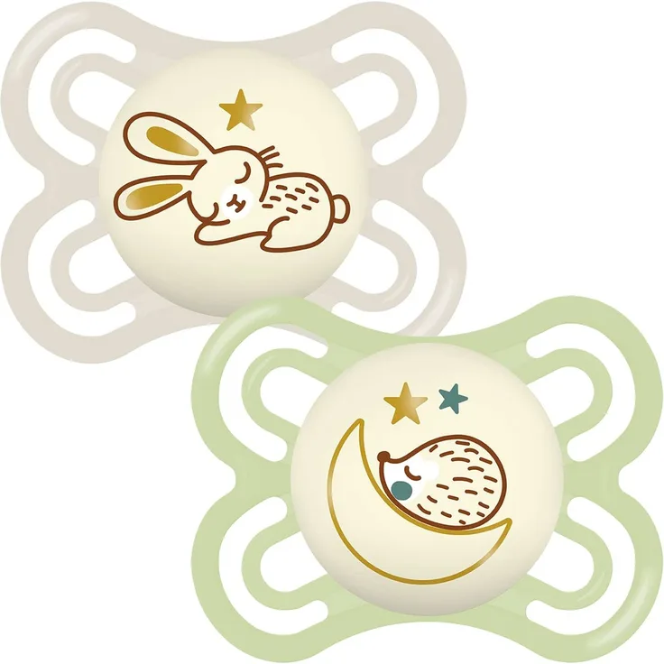MAM Perfect Night Schnuller 0+ Monate (2er Pack), dünnere und weichere Baby-Schnuller mit selbststerilisierendem Reiseetui, Essentials für Neugeborene, Weiß/Grün
