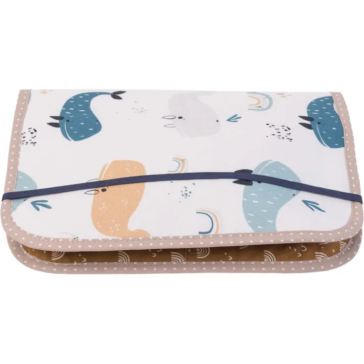ULLENBOOM ® Windeltasche für unterwegs Wale (Made in EU) - Wickeltasche für bis zu 3 Windeln, Feuchttücher & weiteres Zubehör, Windeletui mit Reißverschluss & Gummiband, klein & lässig