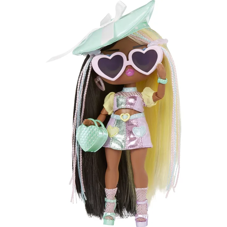 LOL Surprise Tweens Serie 4 Modepuppe - Darcy Blush - Packe 15 Überraschungen und fabelhafte Accessoires aus - Tolles Geschenk für Kinder ab 4 Jahren