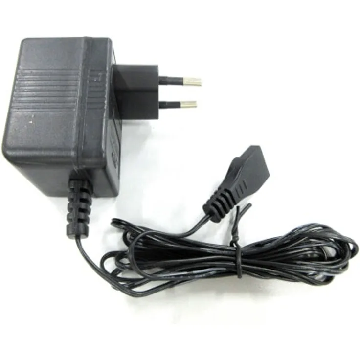 Intex Pumpe elektrisch 220V, inklusive 12V Adaptor, wiederaufladbare Batterie eingebaut, Pumpleistung# 650 l/min