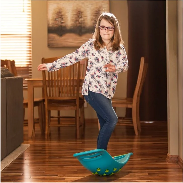 TOMY Balanceboard Teeter Rocker blau – Bild 2