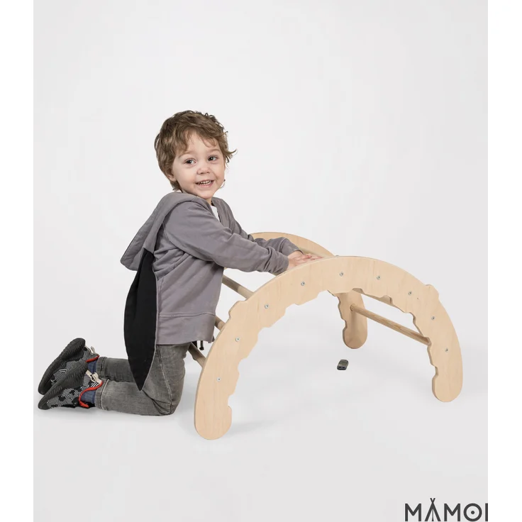 MAMOI® Klettergerüst indoor für Kinder | Kletterbogen Holz Natürliche Materialien | Triangle Gym | Wippe Holz | Triangle Gym Dreieck | Kletterdreieck für Kinderzimmer | CE | 100% ECO | Made in EU – Bild 11