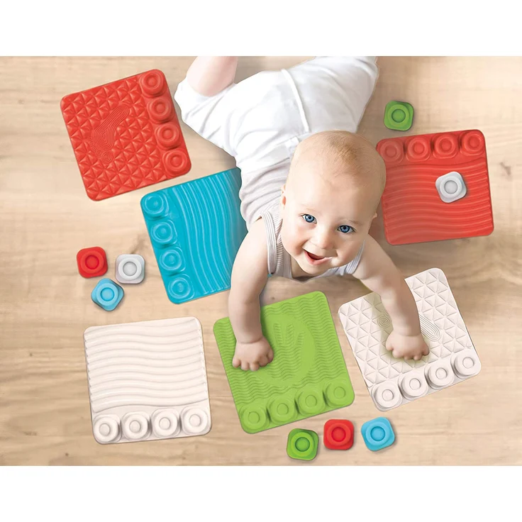 Clementoni 17352 Soft Clemmy Sensorische Krabbeldecke für Babys Bausteine für Kleinkinder ab 10 Monaten, Mehrfarbig, One Size – Bild 4