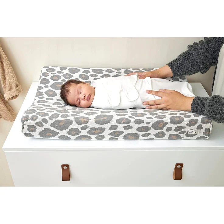 Meyco Baby Uni Pucksack, Erstausstattung Neugeborene (Pucktuch für Babys ab 0-3 Monaten, weicher Schlafkomfort, 100% Baumwolle, atmungsaktiv, Einschlafhilfe), Cremeweiß – Bild 3