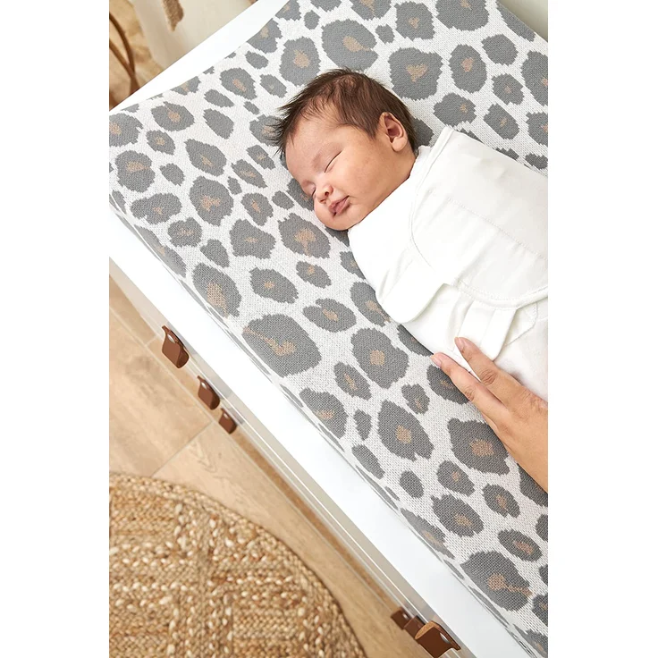 Meyco Baby Uni Pucksack, Erstausstattung Neugeborene (Pucktuch für Babys ab 0-3 Monaten, weicher Schlafkomfort, 100% Baumwolle, atmungsaktiv, Einschlafhilfe), Cremeweiß – Bild 2