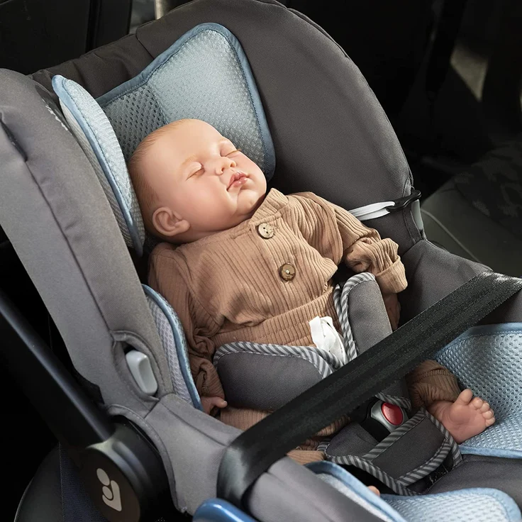 Navaris Kinderwagen Sitzauflage atmungsaktiv - Sommer Sitzeinlage für Buggy Kindersitz Babyschale - kühlt und schützt - Sommerbezug universal - grau/hellblau – Bild 2
