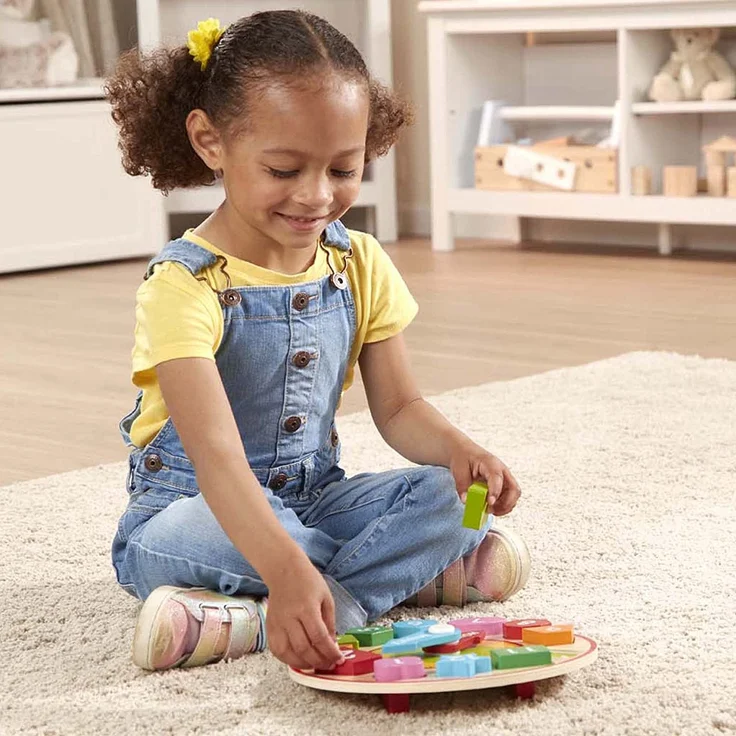 Melissa & Doug FBA_18593 Holzuhr mit Formen zum Sortieren (13 Teile) - Preisvergleich – Bild 3