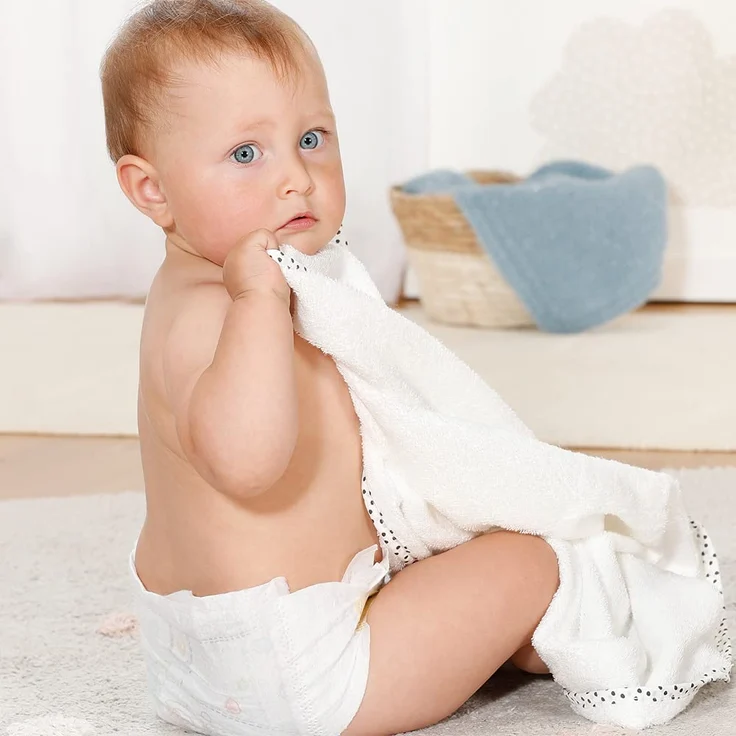 Fehn 057263 Kapuzenbadetuch Einhorn – Bade-Poncho aus Baumwolle mit süßem Einhorn für Babys und Kleinkinder ab 0+ Monaten – Maße: 80 x 80 cm – Bild 5