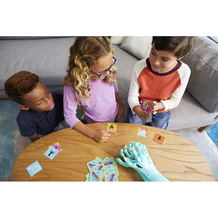 Mattel Games GMY02 - Zombie Schnapp! Lustiges Kinderspiel und Partyspiel für 2 bis 4 Spieler ab 5 Jahren, Deutsche Sprachversion – Bild 2