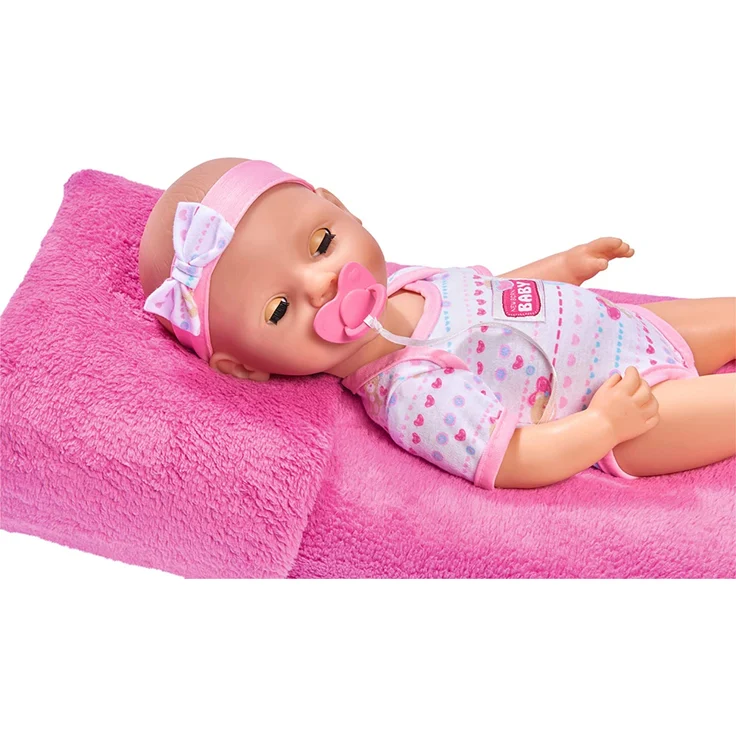 Simba 105039005 - New Born Baby Puppe, für Kinder ab 3 Jahren, Spielpuppe mit Funktionen (kann trinken und Pipi machen), Set (8 Teile) mit Babypuppe & Zubehör – Bild 3