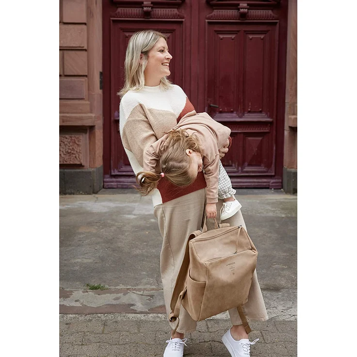 LÄSSIG Baby Wickelrucksack Wickeltasche mit Zubheör veganes Leder/Tender Backpack camel – Bild 2