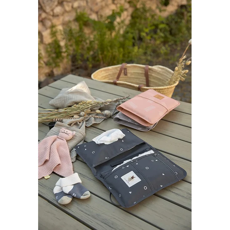 Lässig Windeltasche - Changing Pouch, Universe Anthracite – Bild 5