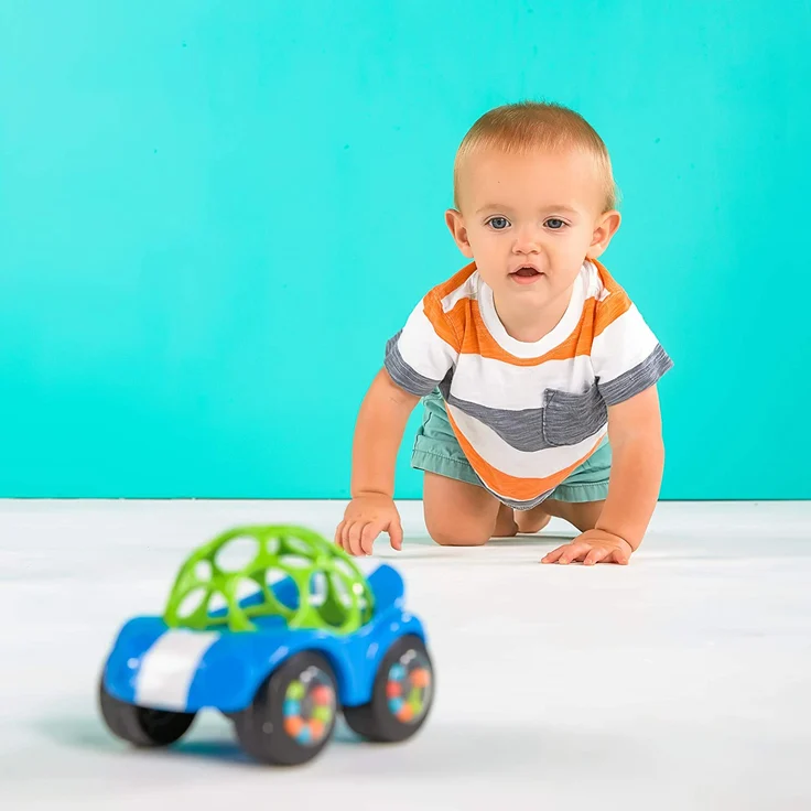 Bright Starts, Oball Spielzeugauto mit Rassel, blau-grün – Bild 8