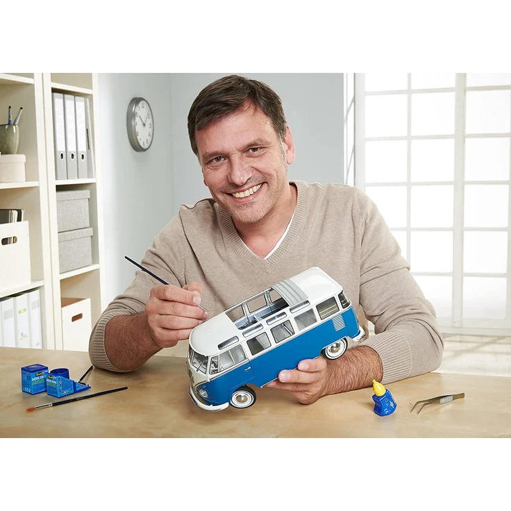 Revell Modellbausatz Auto 1:16 - Volkswagen VW T1 Bulli Samba Bus im Maßstab 1:16, Level 5, originalgetreue Nachbildung mit vielen Details, VW Bus, 07009 – Bild 11