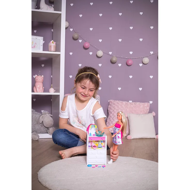 Simba 105733333 - Steffi Love Welcome Twins / schwangere Puppe / mit Zwillingen / mit Wickeltisch und Badewanne / Zubehör / Ankleidepuppe / 29cm, für Kinder ab 3 Jahren – Bild 7