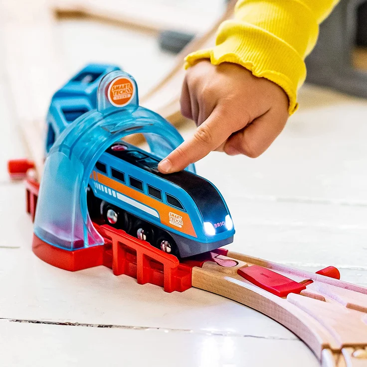 BRIO 'Smart Tech Sound Action Tunnel Reisezug-Set', ab 3 Jahren, Aufnahme-, Licht- und Soundfunktion, 37 Teile – Bild 6