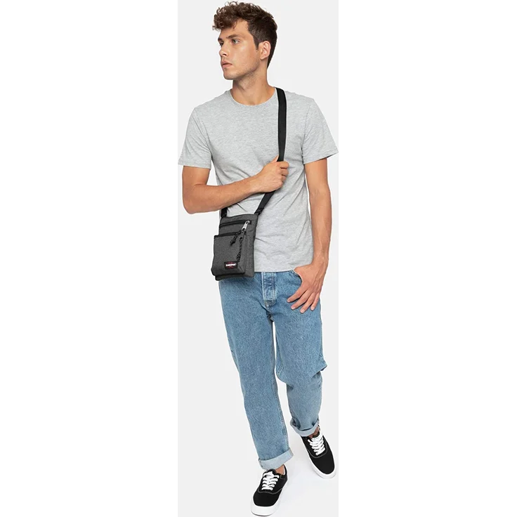 Eastpak Schulrucksack Rusher - Motiv: Black Denim, 23 cm, 1,5 Liter, 0,16 kg - Farbe: schwarz – Bild 2