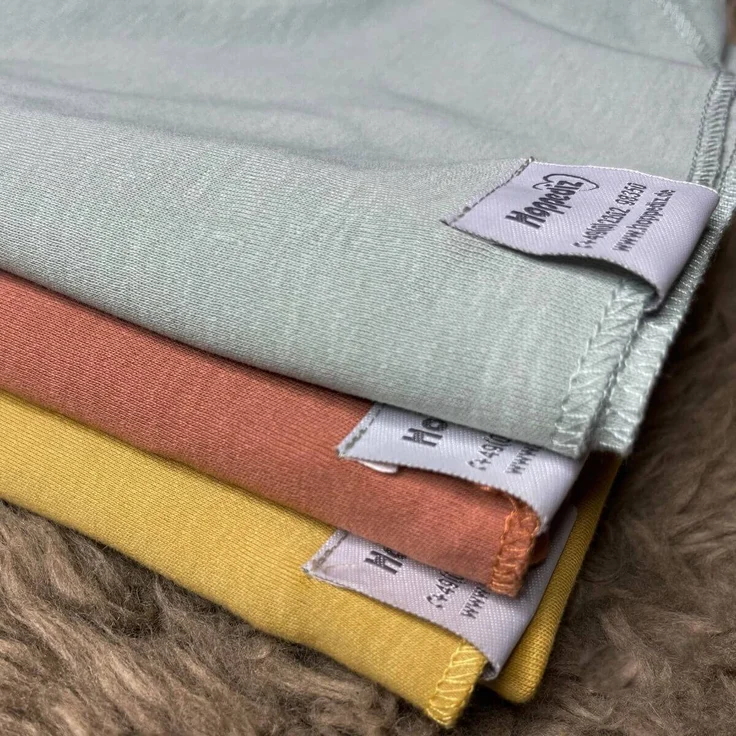 HOPPEDIZ Pucktuch, Einschlagdecke, Babydecke, Schmusetuch, Kuscheldecke, 100 % Baumwolle, elastisch und anschmiegsam, ideal zum Pucken für Neugeborene, Kupfer - Preisvergleich – Bild 5