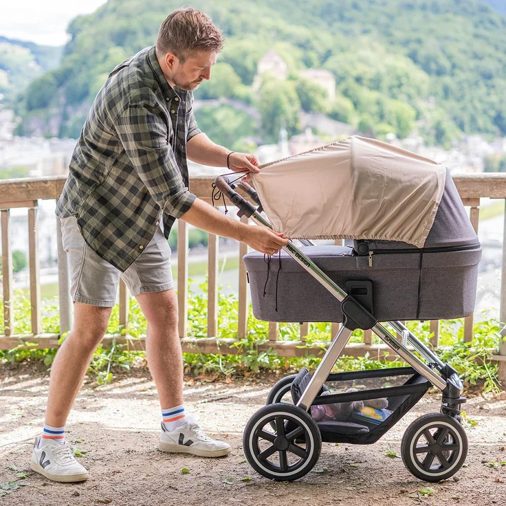 Zamboo Universal Sonnensegel - verstellbarer Kinderwagen Sonnenschutz mit UV Schutz 50 - flexibles Sonnenverdeck für Babywanne - Beige – Bild 8