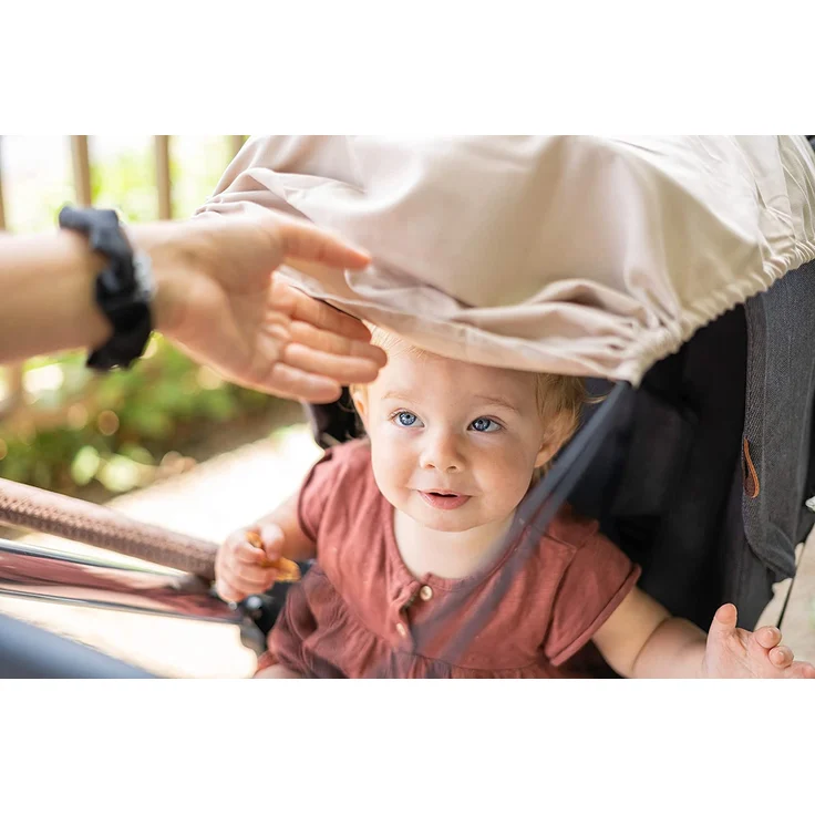Zamboo Universal Sonnensegel - verstellbarer Kinderwagen Sonnenschutz mit UV Schutz 50 - flexibles Sonnenverdeck für Babywanne - Beige – Bild 9