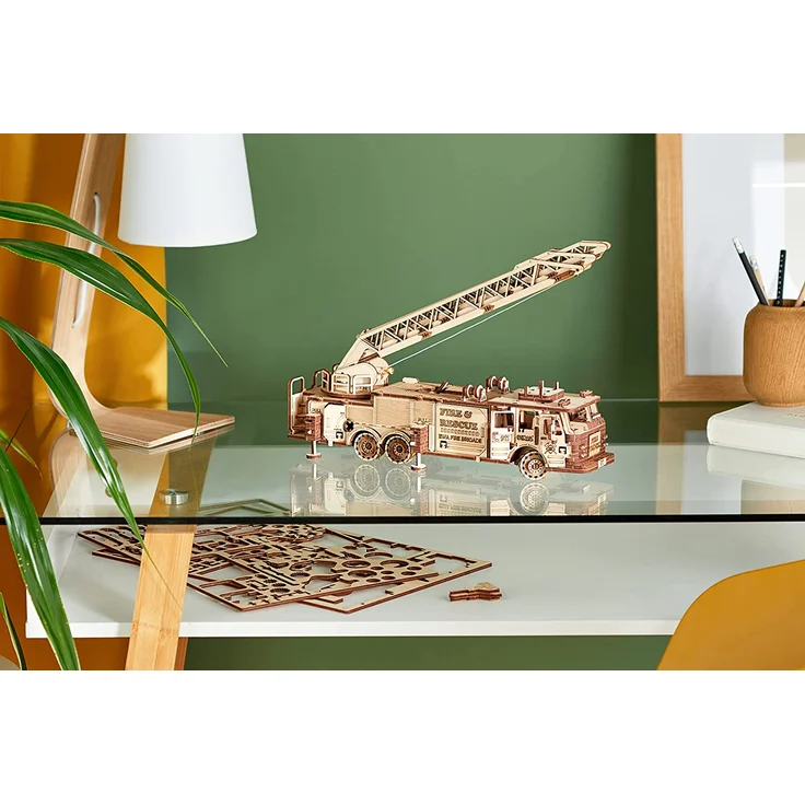 EWA Eco-Wood-Art - 3D-Holzpuzzle für Jugendliche und Erwachsene - Feuerwehrauto - DIY-Bausatz, Selbstmontage, kein Kleber erforderlich - 439 Stück, FIRE Truck, Natürlich – Bild 2