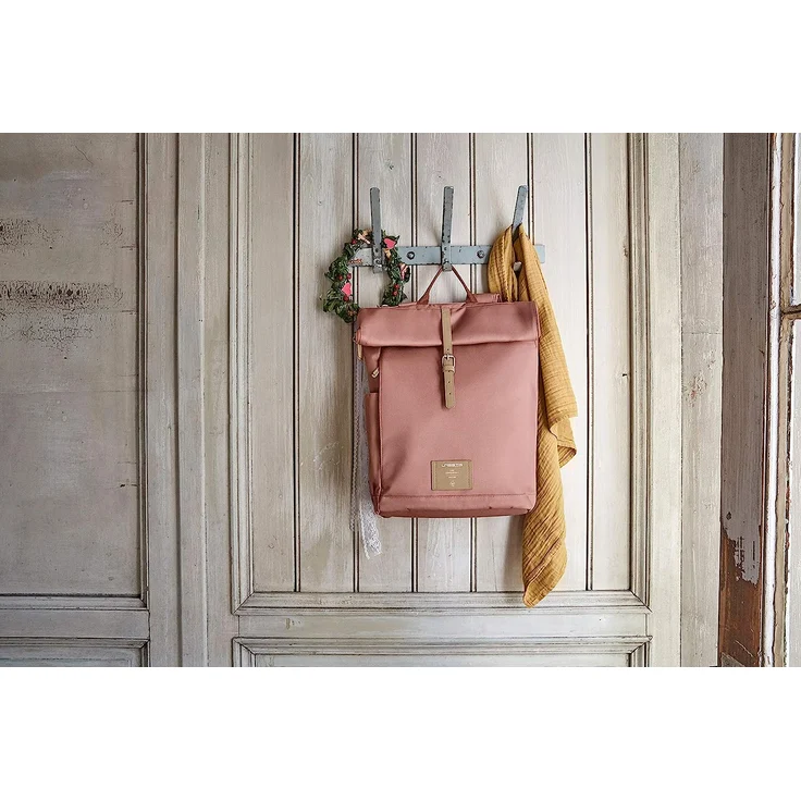 LÄSSIG Baby Wickelrucksack mit Wickelunterlage, Kinderwagenbefestigung, Flaschenwärmer wasserabweisend nachhaltig produziert/Rolltop Backpack cinnamon – Bild 10