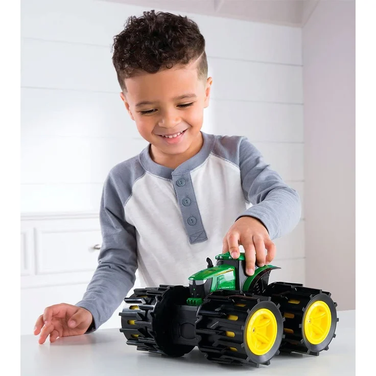 TOMY 46645 Trecker mit Monster Rädern – Bild 3