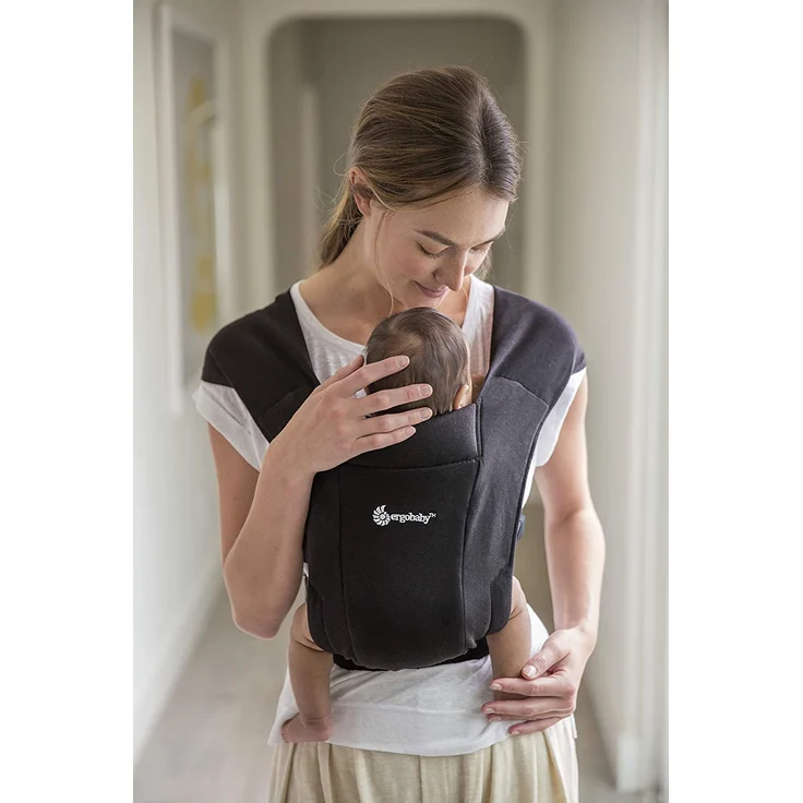 Ergobaby 'Embrace' Babytrage, Schwarz – Bild 7