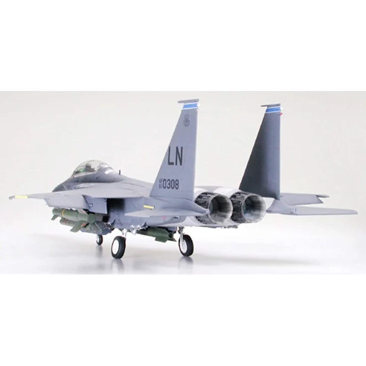 Plastic Models 300060312 1:32 Bo. F-15E Strike Eagle Bunker Buster – Bild 9