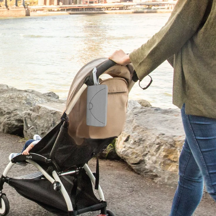 Ubbi Feuchttuchspender 'On-The-Go' – Bild 4
