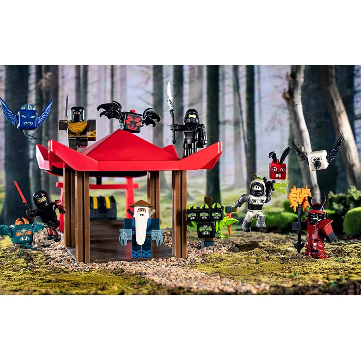ROBLOX ROB0497 Ninja Legends Deluxe Spielset mit 6 Actionfiguren, Accessoires und exklusivem Spielcode, Spielzeug für Kinder ab 6 Jahren – Bild 6