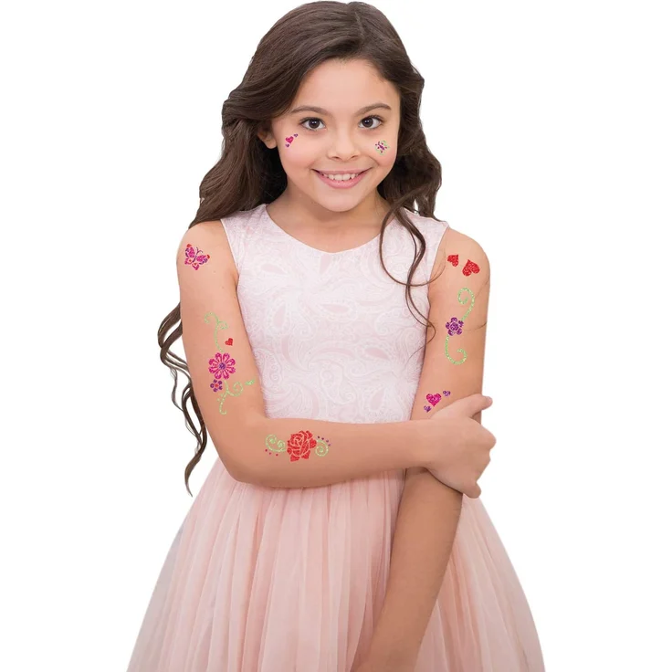 Lena 42440 Fashion Glitter Tattoo, Mode Set zum Stylen und Schmücken mit 4 Glitzerfarben, Pinsel, Latex und zehn Schablonen, abwaschbarer Körperschmuck für Mädchen ab 6 Jahre, Bunt – Bild 4