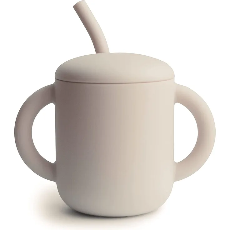 Mushie Silikonbecher mit Trinkhalm sand