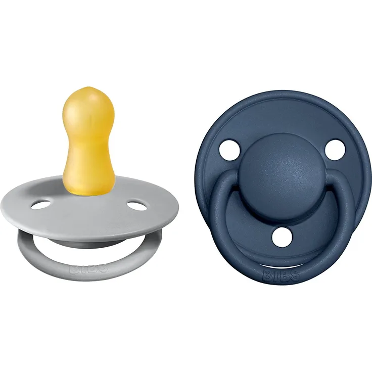 BIBS De Lux Schnuller 2er-Pack, BPA-frei, Kirschform Nippel. Naturkautschuk / Latex, Hergestellt in Dänemark. 0-6 Monate (2er Pack), Cloud / Steel Blue
