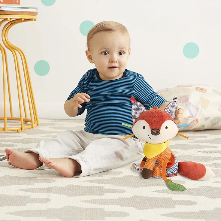Skip Hop Bandana Buddies Aktivitätsspielzeug, Plüschtier für Babys und Kinder, mehrfarbig, Fuchs - Preisvergleich – Bild 2