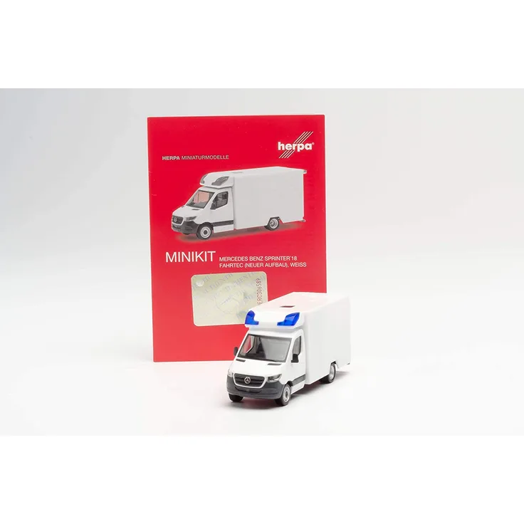 Herpa MiKi MB Spr. `18 Fahrtec RTW weiß