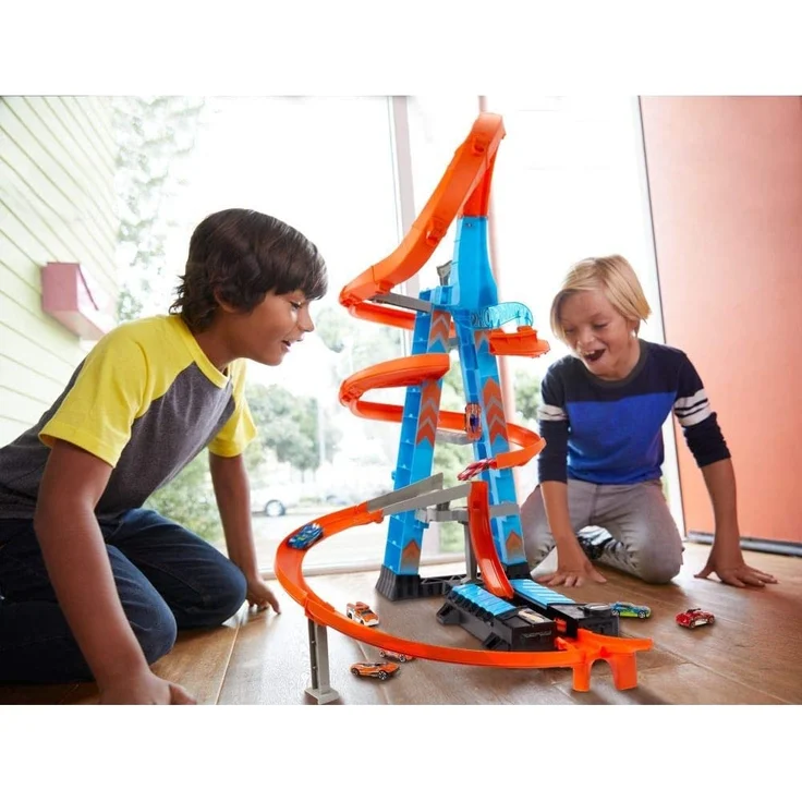 Hot Wheels GWT39 - Himmelscrash-Turm, 60cm hoch mit batteriebetriebenem Beschleuniger und orangem Track mit Looping, Geschenk für Kinder von 5 bis 10 Jahren, Abweichungen in Verpackung vorbehalten – Bild 7