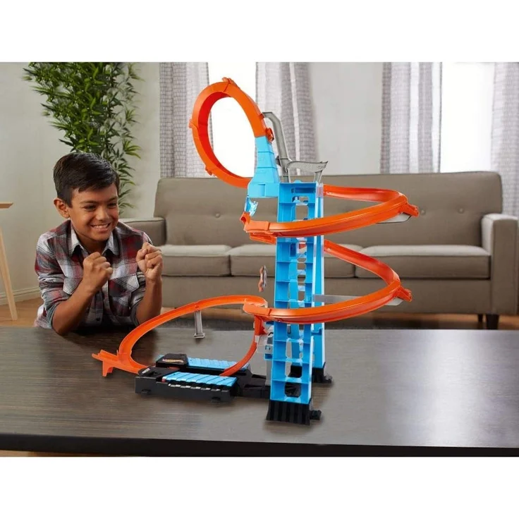 Hot Wheels GWT39 - Himmelscrash-Turm, 60cm hoch mit batteriebetriebenem Beschleuniger und orangem Track mit Looping, Geschenk für Kinder von 5 bis 10 Jahren, Abweichungen in Verpackung vorbehalten – Bild 2