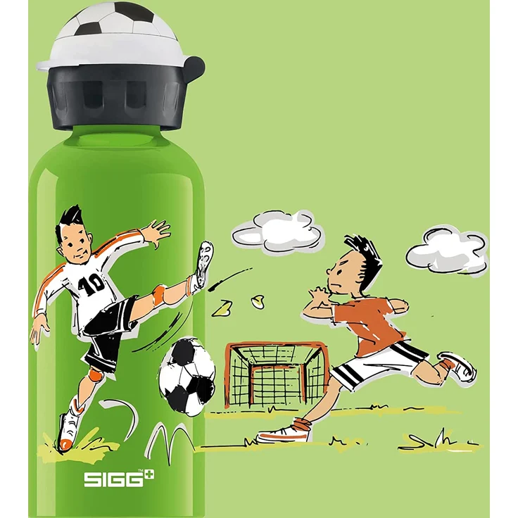 SIGG Footballcamp Kinder Trinkflasche (0.4 L), schadstofffreie Kinderflasche mit auslaufsicherem Deckel, federleichte Trinkflasche aus Aluminium – Bild 4