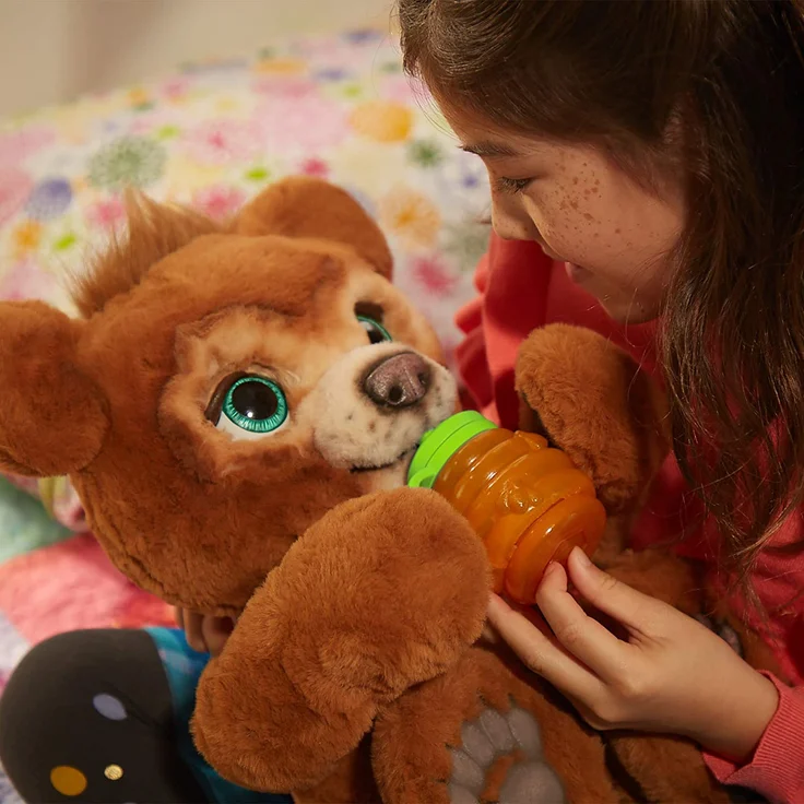 Hasbro FurReal Friends 'Cubby', Knuddelbär, interaktives Plüschtier, ab 4 Jahren, braun – Bild 11