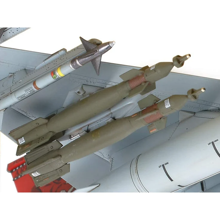 TAMIYA 300061101 1:48 Lockheed Martin F-16C Block 25/32 - Preisvergleich – Bild 8