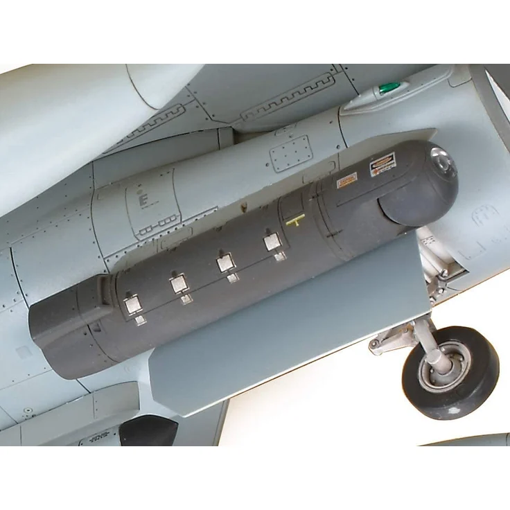 TAMIYA 300061101 1:48 Lockheed Martin F-16C Block 25/32 - Preisvergleich – Bild 9