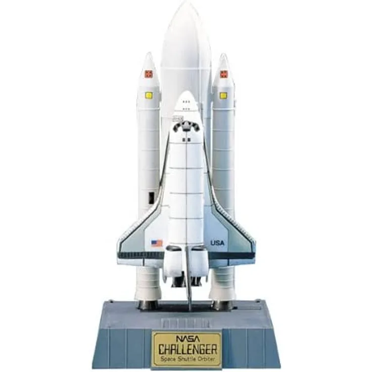 Academy Space Shuttle wBooster (12707)