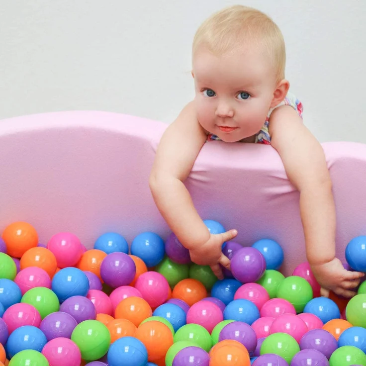 100 bunte Bälle für Bällebad 5,5cm Babybälle Plastikbälle Baby Spielbälle Pastell – Bild 9