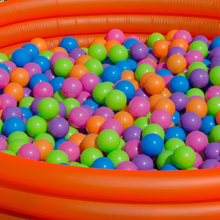 100 bunte Bälle für Bällebad 5,5cm Babybälle Plastikbälle Baby Spielbälle Pastell – Bild 5