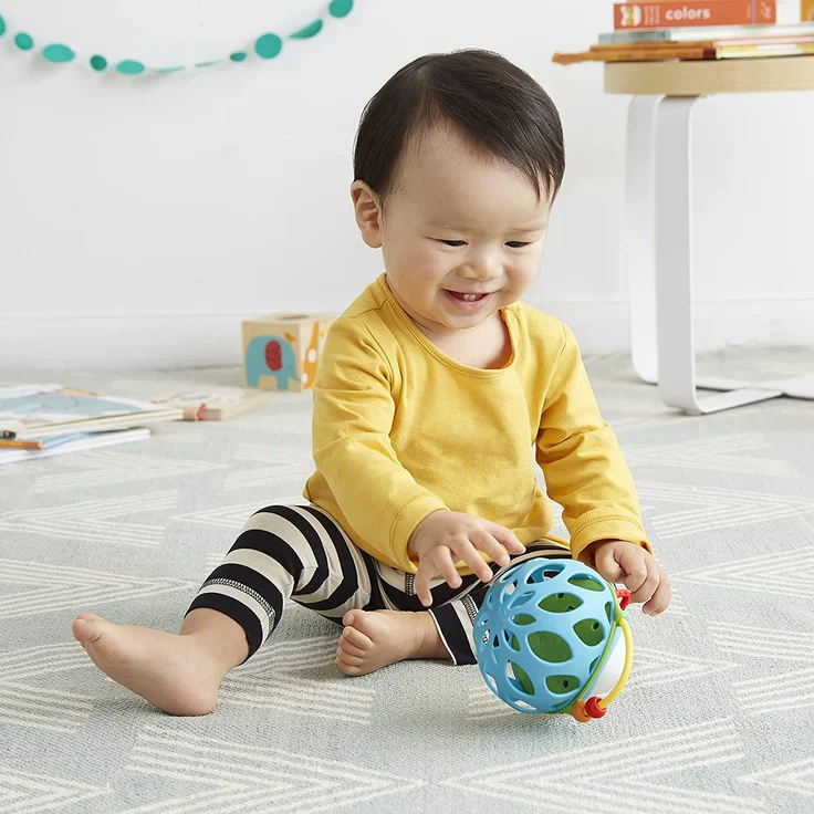 Skip Hop Explore und More rasselnde Kugel, Variante Igel - Preisvergleich – Bild 5
