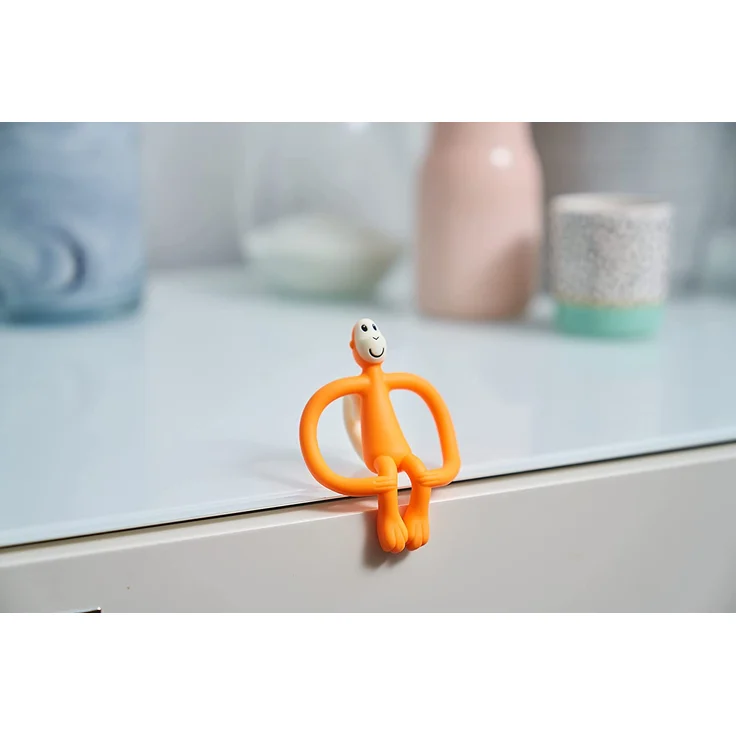 Matchstick Monkey Zahnspielzeug für Babys, stimuliert und massiert schmerzendes Zahnfleisch, 3 Monate alt+, orange – Bild 7