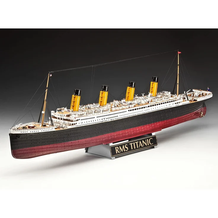 Revell Modellbausatz Schiff 1:400 - Geschenkset '100 Jahre TITANIC' im Maßstab 1:400, Level 5, originalgetreue Nachbildung mit vielen Details, Kreuzfahrtschiff, 05715 – Bild 3